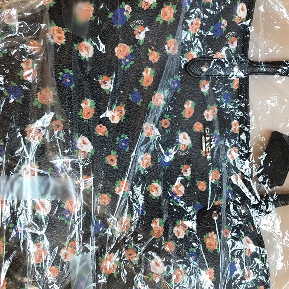 Authentic Coach Reversible 🤎 - Picture 7 of 8